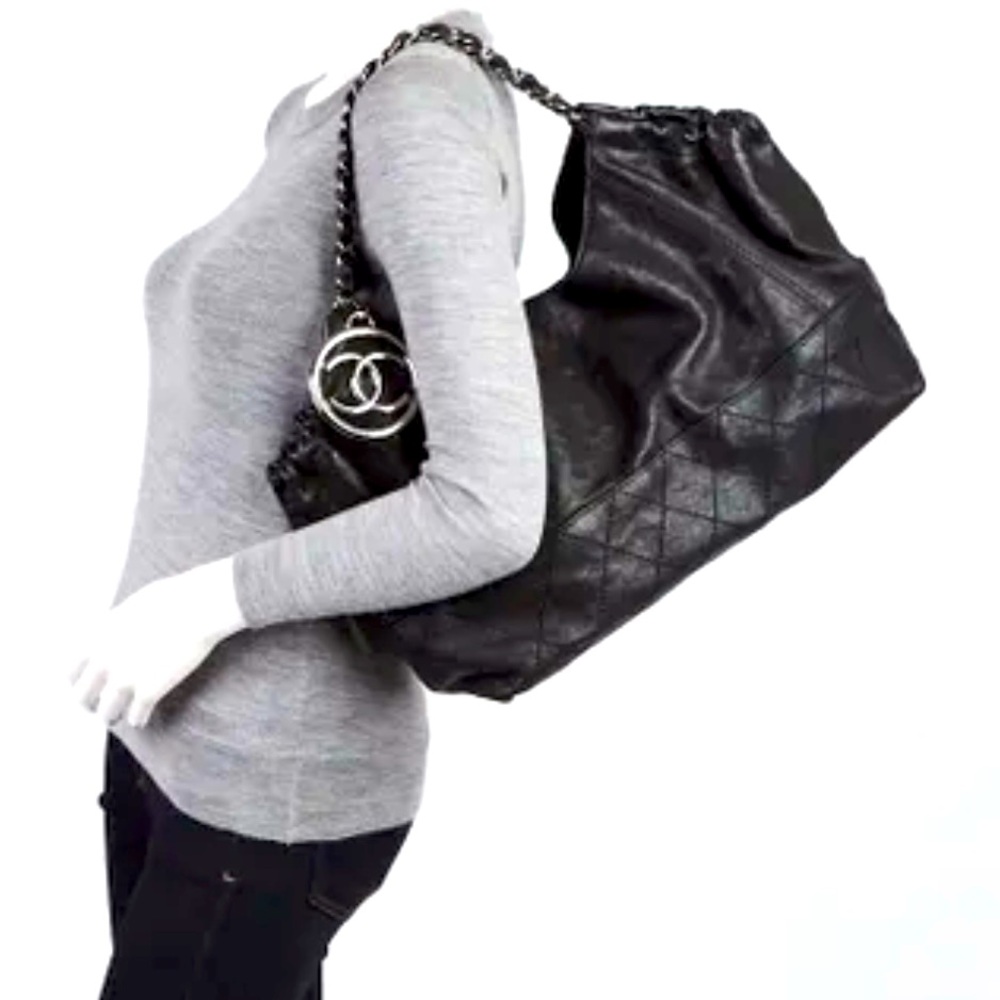 *Authentic* CHANEL Calfskin baby Coco Cabas leather tote. Chanel dust bag*